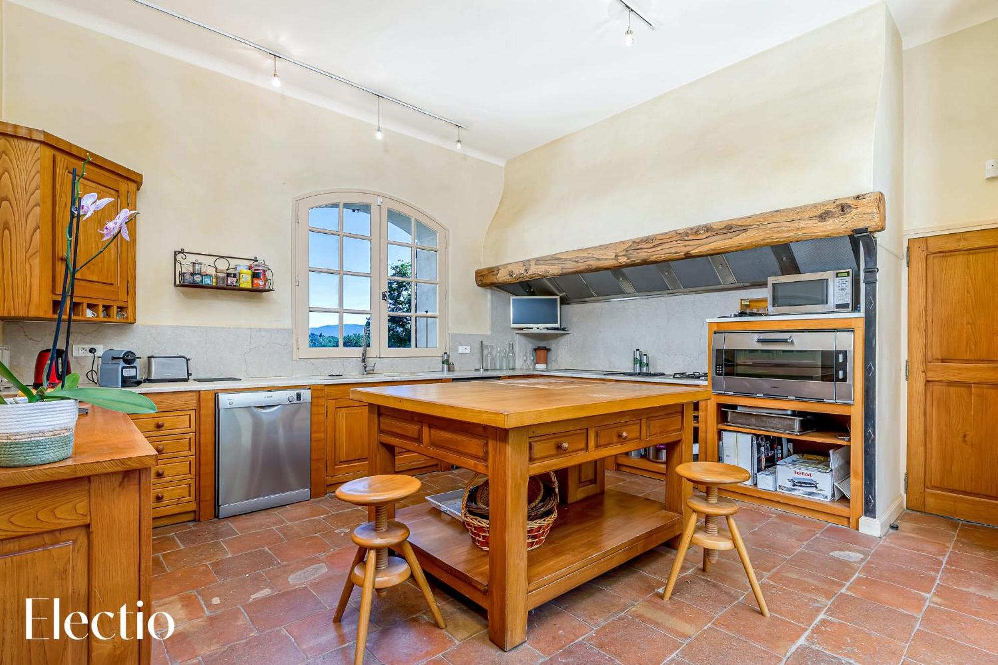 Bastide Domaine Tour Campanets Aparthotel Le Puy-Sainte-Réparade Buitenkant foto